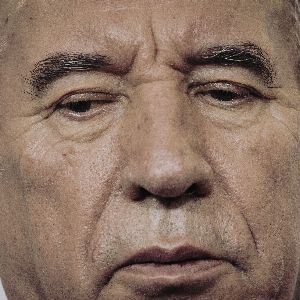 "Le dilemme de François Bayrou pour former son gouvernement : les Français impatients."