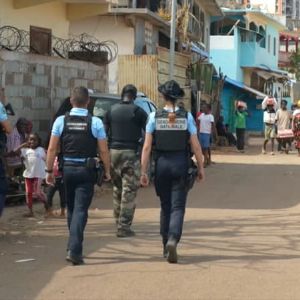 "Opération de sécurité à Mayotte après le passage du cyclone Chido : 1.300 gendarmes mobilisés en renfort"