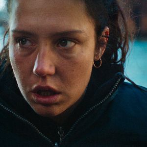 "Adèle Exarchopoulos dans Planète B : une plongée dans un cauchemar futuriste"