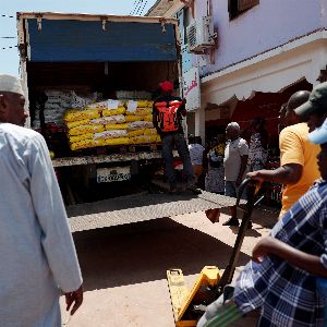 "Alerte solidarité à Saint-Denis pour Mayotte : l'Etat critiqué pour son manque d'efficacité en cas de catastrophe"