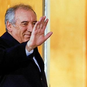 "Benoît Bayrou : la demande audacieuse qui surprend tout le monde!"