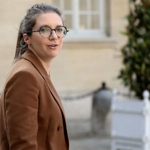 "Choc : Aurore Bergé et son mariage secret avec Nicolas Bays révélés !"