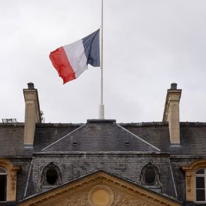 "Décret exceptionnel ! La France en deuil national pour les victimes du cyclone à Mayotte"