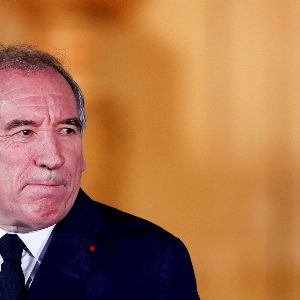 "Le gouvernement de François Bayrou dévoilé : découvrez les ministres clés"