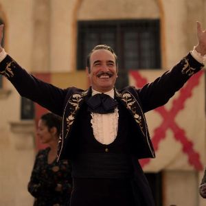 "Le Zorro de Jean Dujardin : une série à l'humour décalé et maladroit qui divise"