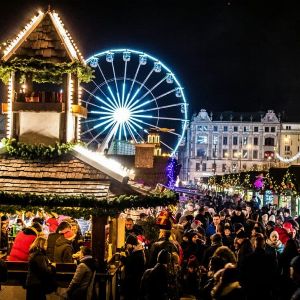 "Les marchés de Noël : Méfiez-vous des arnaques et profitez pleinement de la magie de Noël !"