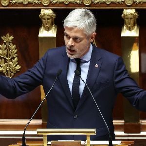 "Révélation choc : Wauquiez et Les Républicains hésitent à soutenir le gouvernement Bayrou"