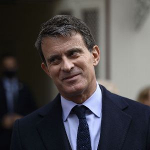 "Révélations sur la famille nombreuse de Manuel Valls : combien d'enfants a-t-il au total ?"