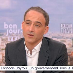 Révélations sur le refus de Raphaël Glucksmann d'intégrer le nouveau gouvernement de François Bayrou