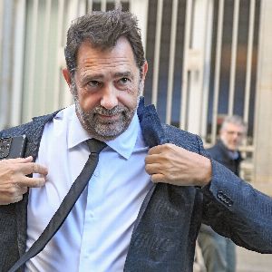 "Scandale: Christophe Castaner rejoint Shein, la Fédération du prêt-à-porter français en colère"