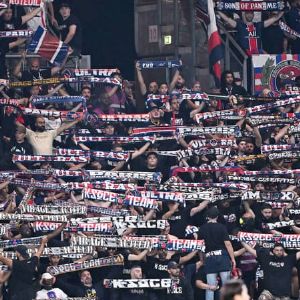 "Une idée innovante : des berceuses pour enfants inspirées des chants des ultras du PSG et de l'OM"