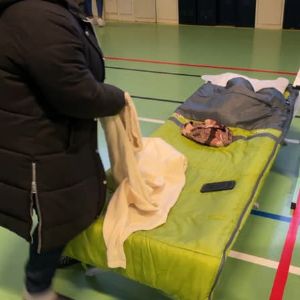 "Accueil d'urgence à Montreuil : solidarité pour les femmes sans abri"