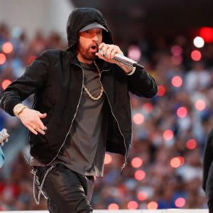 "Incroyable geste de Eminem en hommage à Cristiano Ronaldo !"