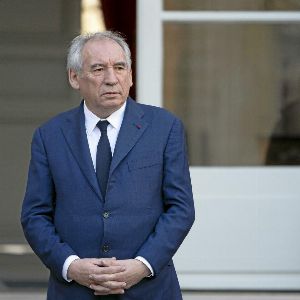 "Révélations exclusives sur les prochaines étapes du gouvernement Bayrou"