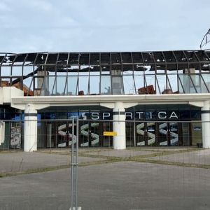 "Révélations sur l'avenir du Sportica de Gravelines après l'incendie : les habitants s'impatientent !"