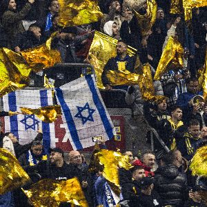 "Scandale à Amsterdam : condamnation de 5 hommes pour violences contre des supporters israéliens"