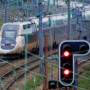 "Réveillon de Noël perturbé : scène de chaos dans les Trains SNCF"