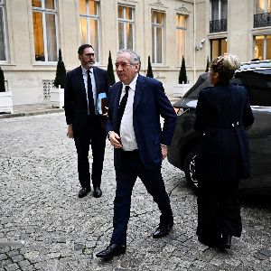 "François Bayrou se rend à Mayotte après le passage du cyclone Chido"