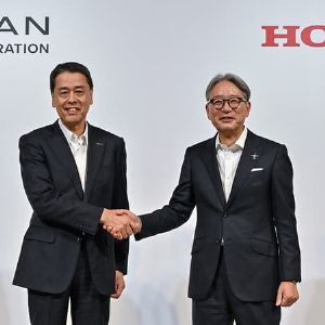 "Fusion entre Honda et Nissan : impacts majeurs sur Renault révélés !"