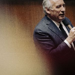 "Les scandales judiciaires du gouvernement Bayrou : révélations choc !"