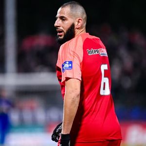 "Scandale à la Coupe de France : suspension draconienne pour Mustapha Benzia, Rouen indigné"