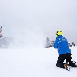 "Tragédie aux Arcs : Avalanche mortelle d'un adolescent de 13 ans"