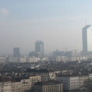 "Alerte pollution à Lyon : population en danger !"