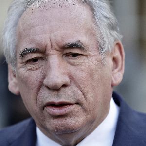 "Émotion et hommage : François Bayrou à Liévin pour les 50 ans de la catastrophe minière"