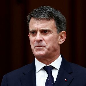 "Le combat solitaire de Manuel Valls contre la haine"