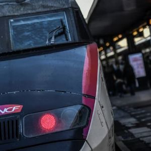 "Panne dans le train de nuit Briançon-Paris : 300 passagers bloqués toute la nuit !"