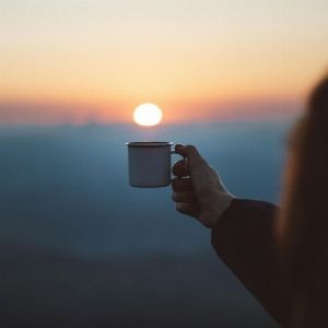 "Révélations incroyables sur le café : une consommation régulière pourrait prolonger la vie de 2 ans !"