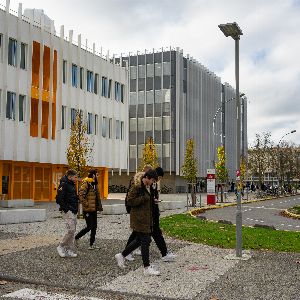 "Sauvons les sciences et l'université publique : appel à la mobilisation !"