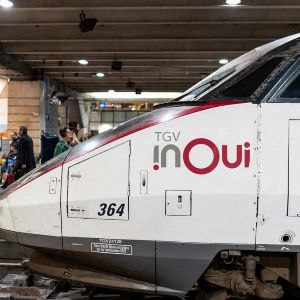 "Un conducteur de TGV se suicide en plein trajet : choc et interrogations sur les circonstances"