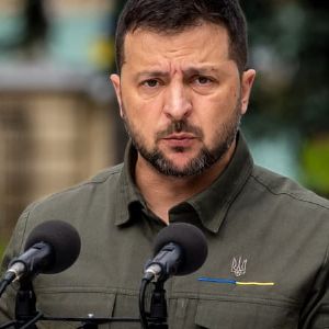 "Zelensky accuse la Russie pour le crash au Kazakhstan"