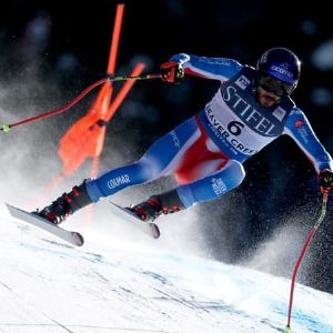 "Scandale à Bormio : Cyprien Sarrazin victime d'une chute spectaculaire sur une piste controversée"