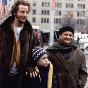 "Révélation sur l'amitié de Daniel Stern et Joe Pesci, les célèbres vilains de « Maman j'ai raté l'avion »"