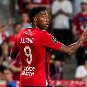 "Révélation sur le refroidissement de la piste Jonathan David au FC Barcelone"