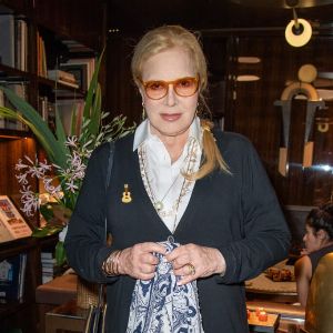 "Révélations exclusives : Les photos et vidéos inédites de Sylvie Vartan et Johnny Hallyday en 1965 enflamment la toile !"