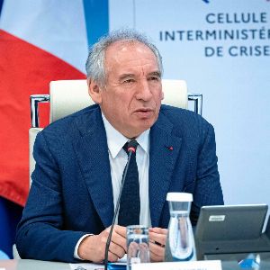 "Révélations exclusives sur le programme de visite choc de François Bayrou à Mayotte"