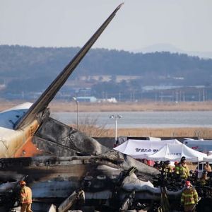 "URGENT : Crépuscule tragique en Corée du Sud, 96 vies fauchées dans un crash aérien dévastateur"