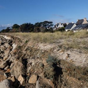 "Choc en Bretagne : des maisons sont détruites pour éviter la submersion"