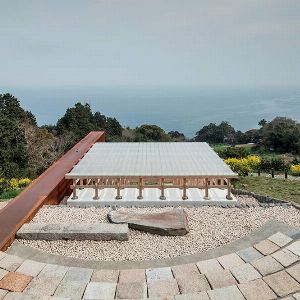 "Découvrez l'Observatoire d'Enoura : une expérience artistique inédite au Japon avec Hiroshi Sugimoto"