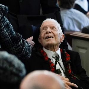 "Journée de deuil national le 9 janvier suite à la disparition de Jimmy Carter : Joe Biden prend la décision"