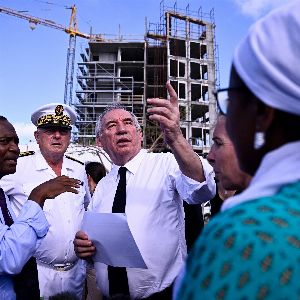 "Révélations choc sur le plan de Bayrou pour Mayotte, l'affaire des viols de Mazan et la pêche à Gascogne !"