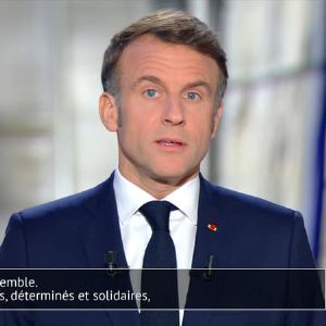 "Emmanuel Macron lance un cri d'alarme pour une Europe souveraine en 2025"