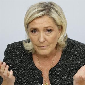 "Marine Le Pen révèle son plan pour 2025 : Une présidentielle anticipée en vue ?"