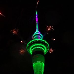 "Nouvelle-Zélande : Feu d'artifice spectaculaire pour le passage en 2025 !"