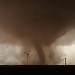 "Une erreur fatale lors d'une tornade meurtrière au Texas : une tragédie inimaginable"