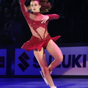 "Gabriella Papadakis réinvente le patinage avec un duo féminin révolutionnaire"