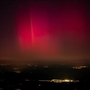 "Incroyables spectacles d'aurores boréales dans le ciel du Var en ce début d'année"